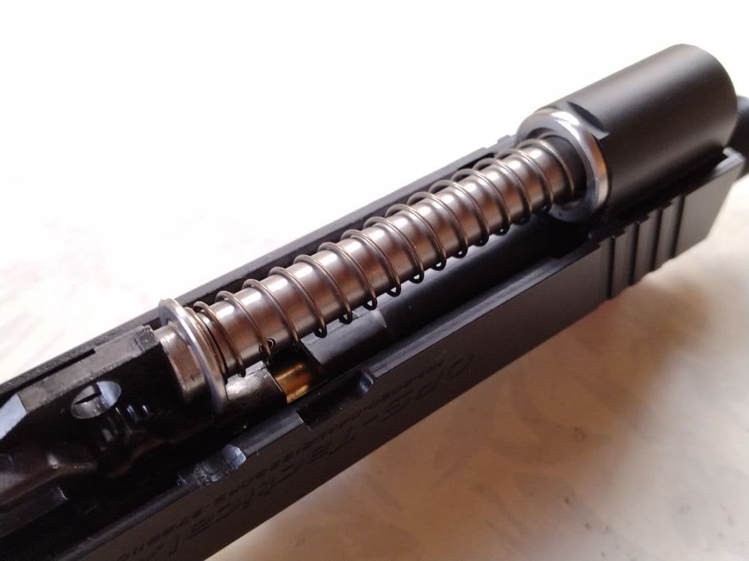 東京マルイ ハイキャパ ５.１　１８歳用ガスブローバックガン　カスタム品