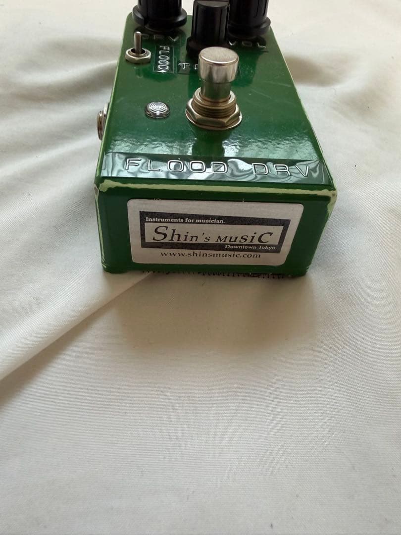 Shin's Music FLOOD DRV ギターエフェクター
