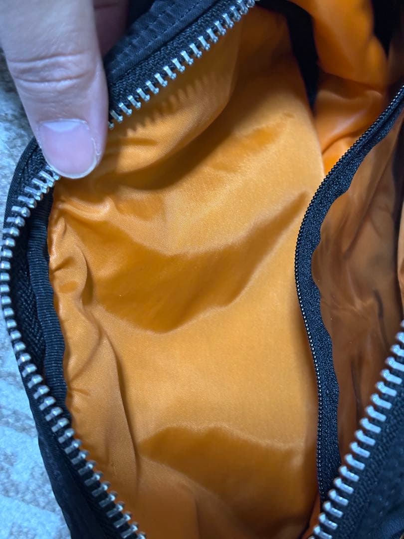 ポーター 　PORTER　　タンカー ハーフムーン ショルダーバッグ