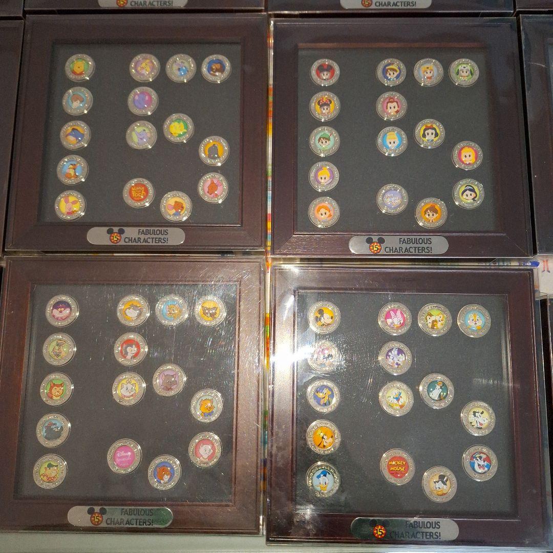 レア　ディズニーストア　コレクタブルカフスボタン　フルセット