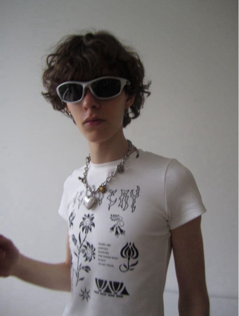 delivery 新品ハートチェーン　金属ネックレス　新品　未使用