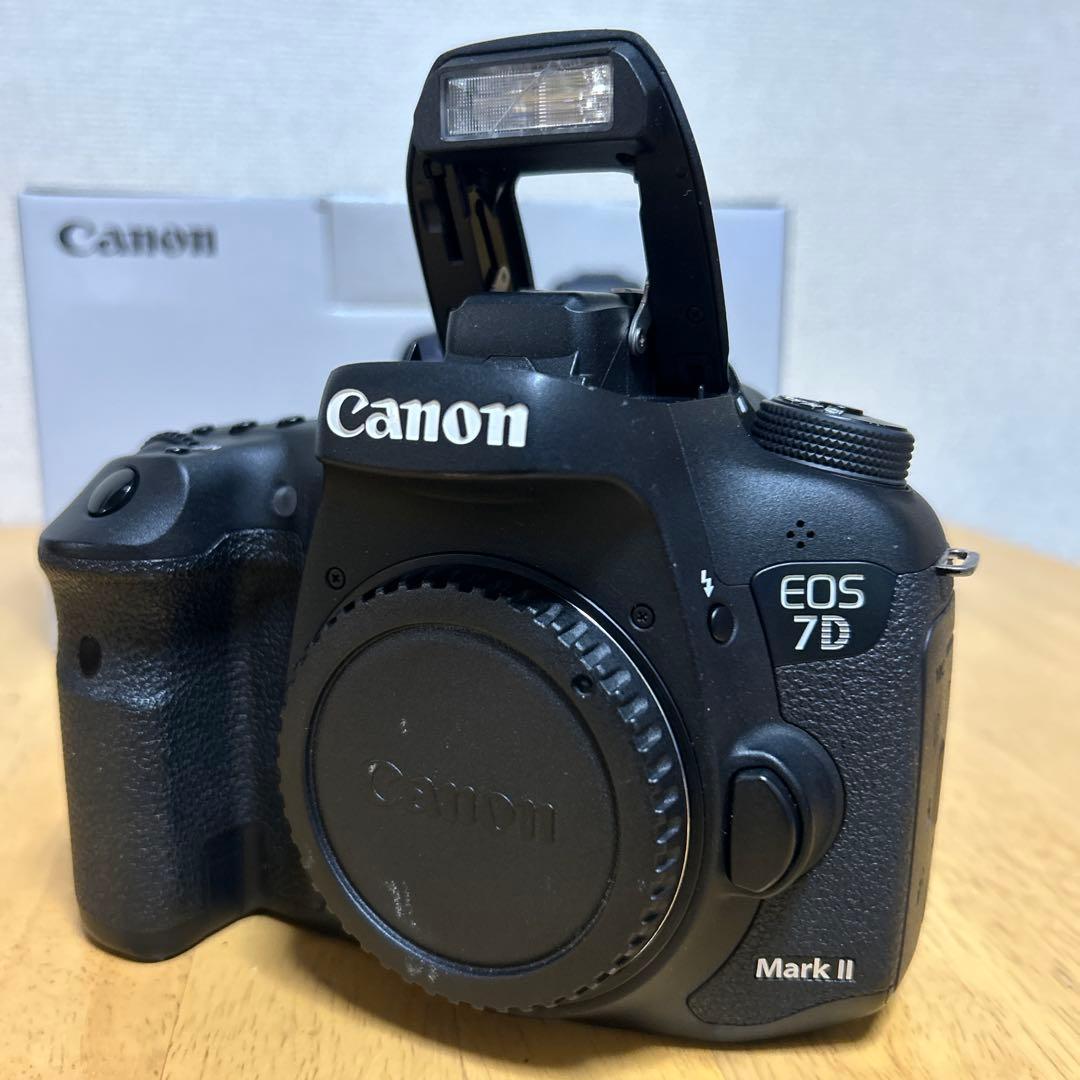 デジタルカメラ Canon EOS 7D mark2