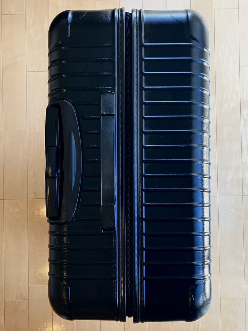 RIMOWA リモワ　サルサ　4輪　マットブラック　86リットル　人気の黒