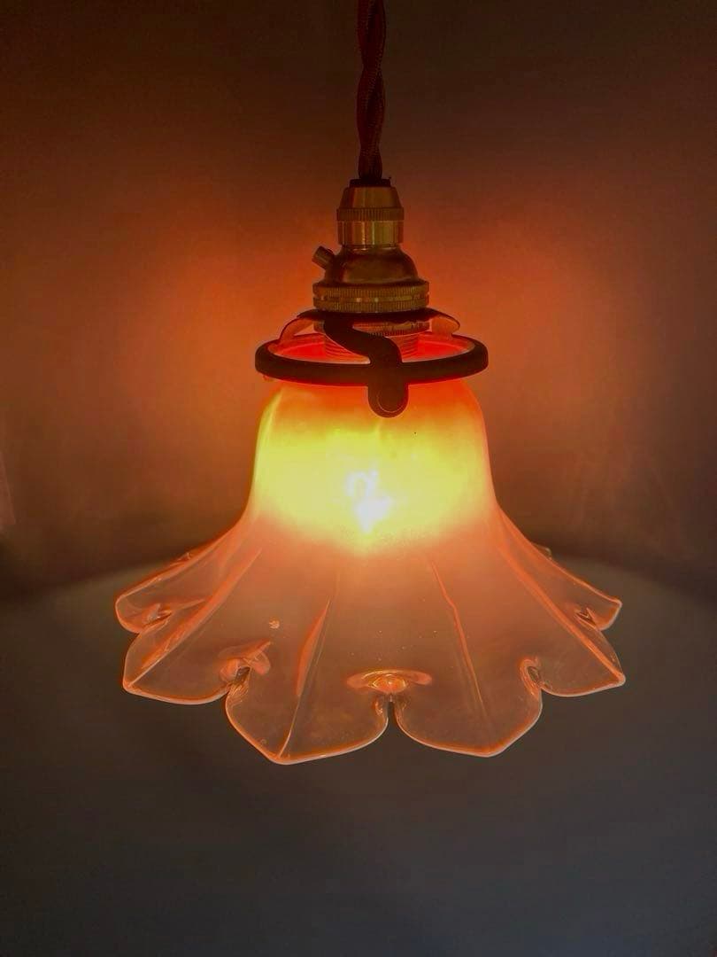 ランプシェード　オパールセント　アンティーク　フランス　フラワー