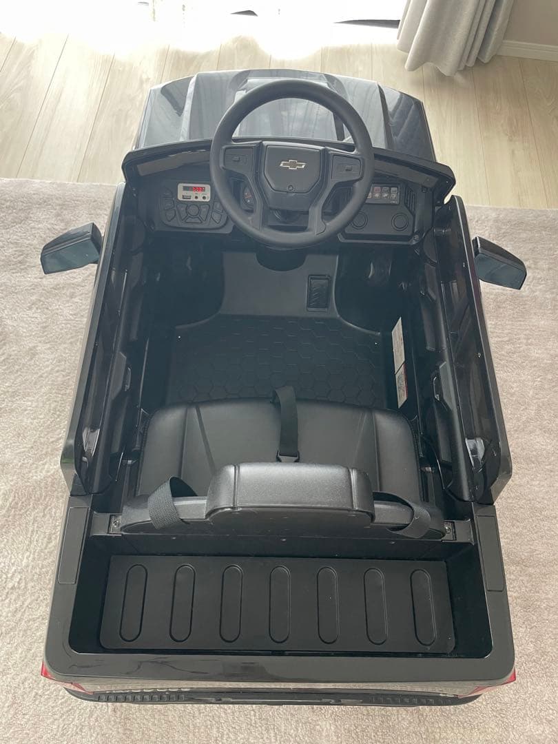 シボレーシルバラード　電動乗用ラジコン