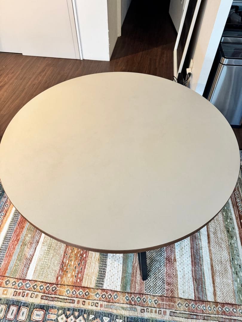 Kanademono ラウンドダイニングテーブル