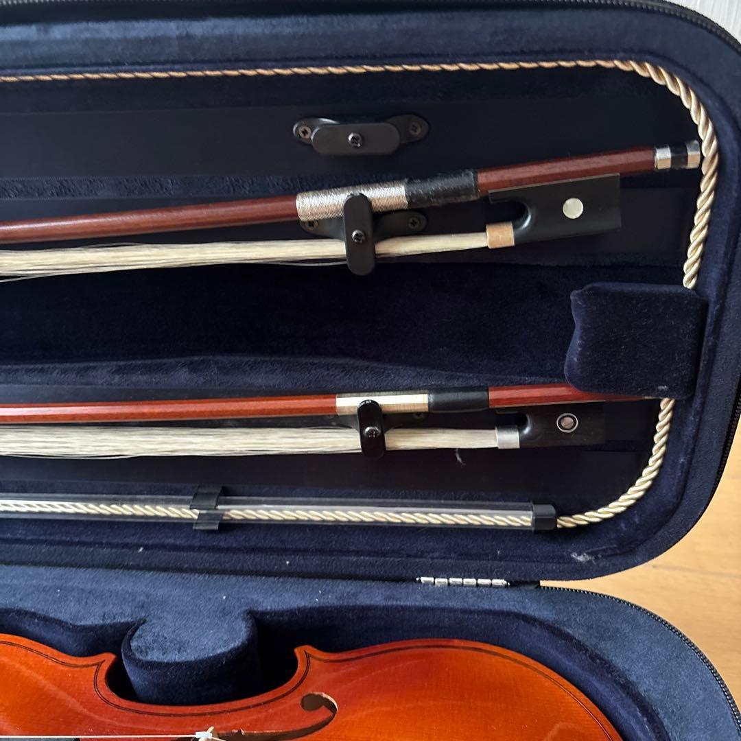 バイオリン本体 ケース付き　STRADIVARIUS型