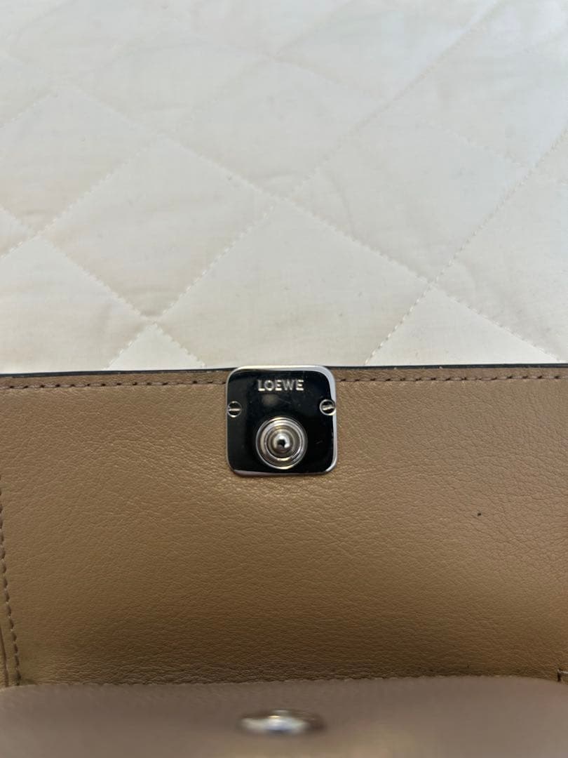 LOEWE ロエベ 三つ折り財布 ベージュ