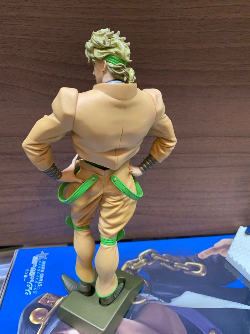 ジョジョの奇妙な冒険 フィギュア3体セット