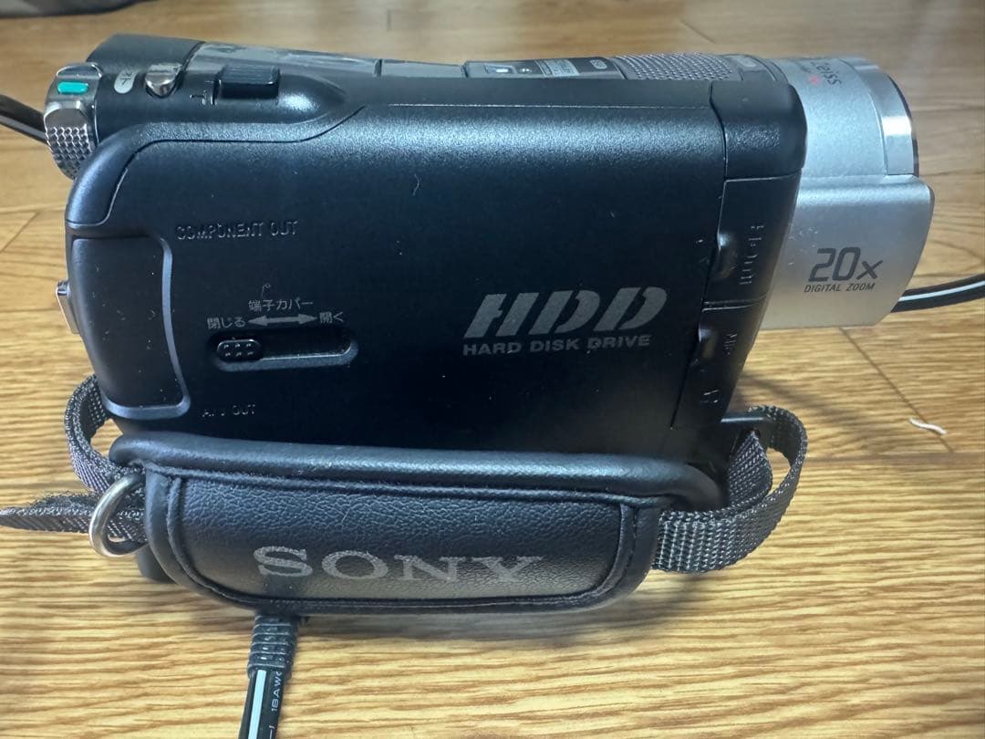 ソニー　HDDビデオカメラ　SR7 美品！