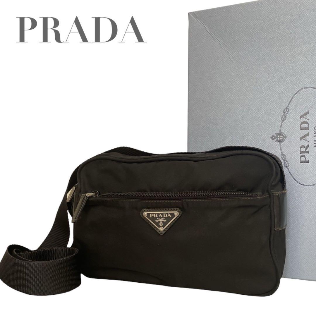 極美品　プラダ　三角ロゴ　ナイロン　黒　カメラバッグ　ショルダーバッグ　4611