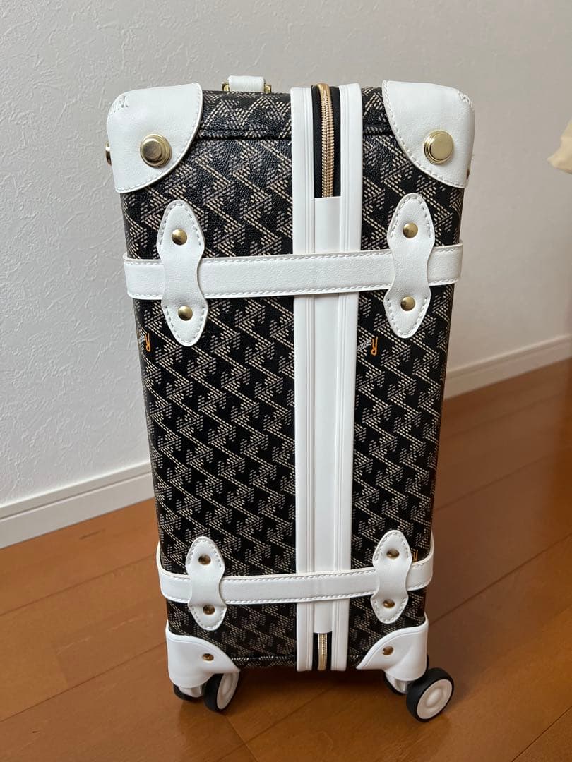 Resurrection レザレクション　キャリーケース