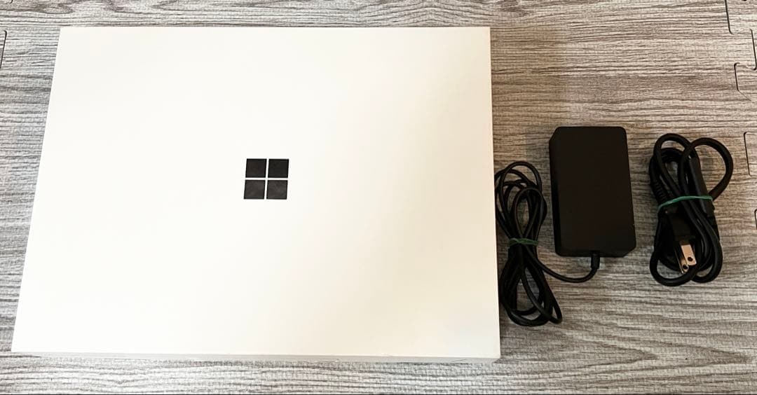 有機EL Surface Pro(第11世代)/メモリ16GB/SSD512GB