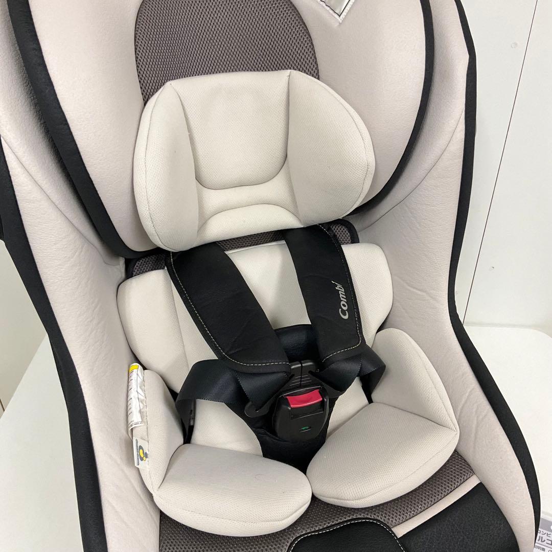 美品！コンビ マルゴットS 長く使えるチャイルドシート ジュニアシート