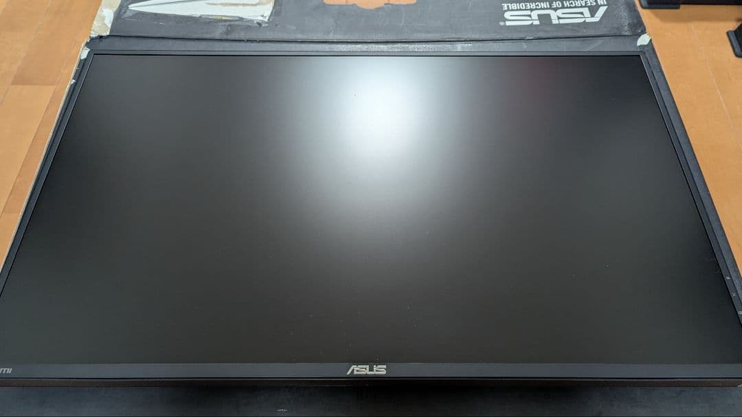 2022年製 ASUSゲーミングモニター 27インチ VG278QR-J