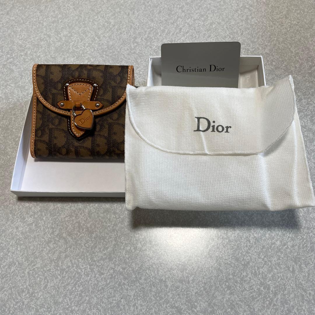 Dior ロゴ入りブラウン財布