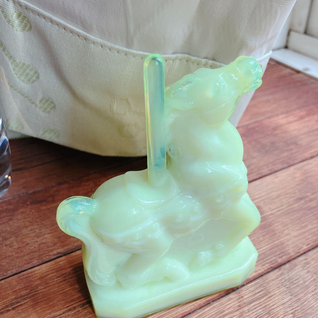 ウランガラス Boyd ボイド社 オブジェ 置物 木馬 馬 メリーゴーラウンド