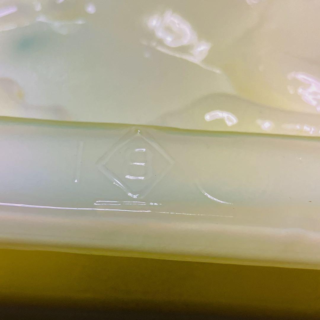 ウランガラス Boyd ボイド社 オブジェ 置物 木馬 馬 メリーゴーラウンド