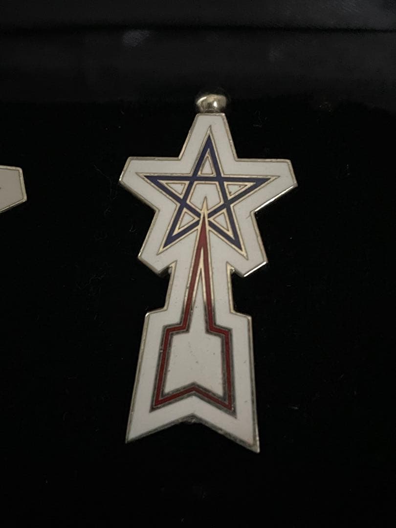 流星バッジ M1号 ケース ウルトラマン 科学特捜隊 流星型特殊小型通信機