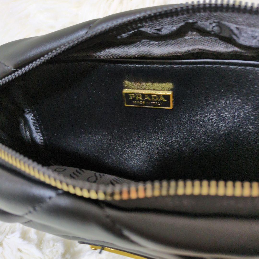 PRADA ブラック キルティング ショルダーバッグミニ