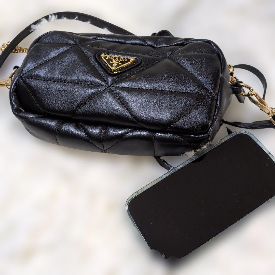 PRADA ブラック キルティング ショルダーバッグミニ