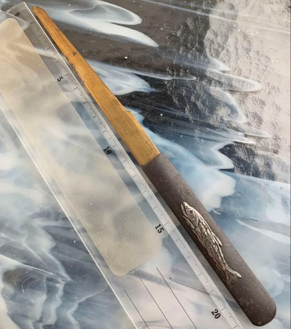 小柄小刀　魚図小柄袋　刀装具（15cm以下の合法サイズ）