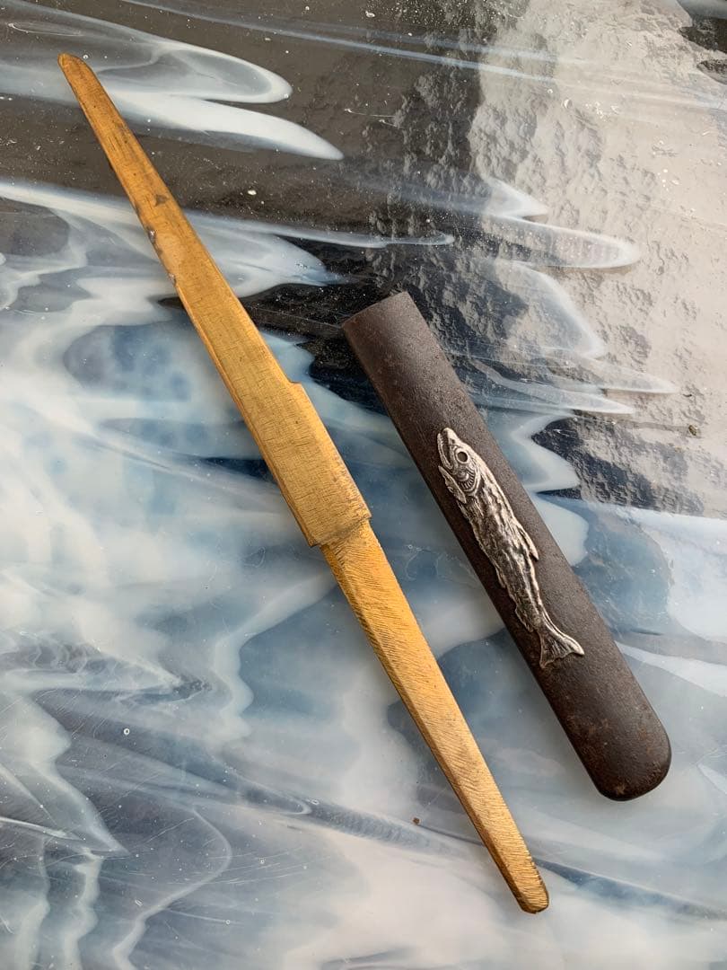 小柄小刀　魚図小柄袋　刀装具（15cm以下の合法サイズ）