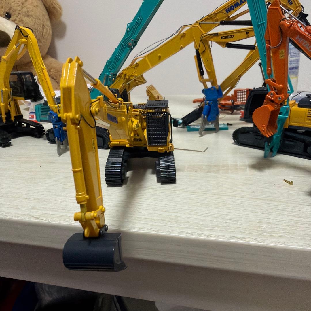 重機コマツ 450 ミニチュア1/50 少しの間だけお値引き可お早めに