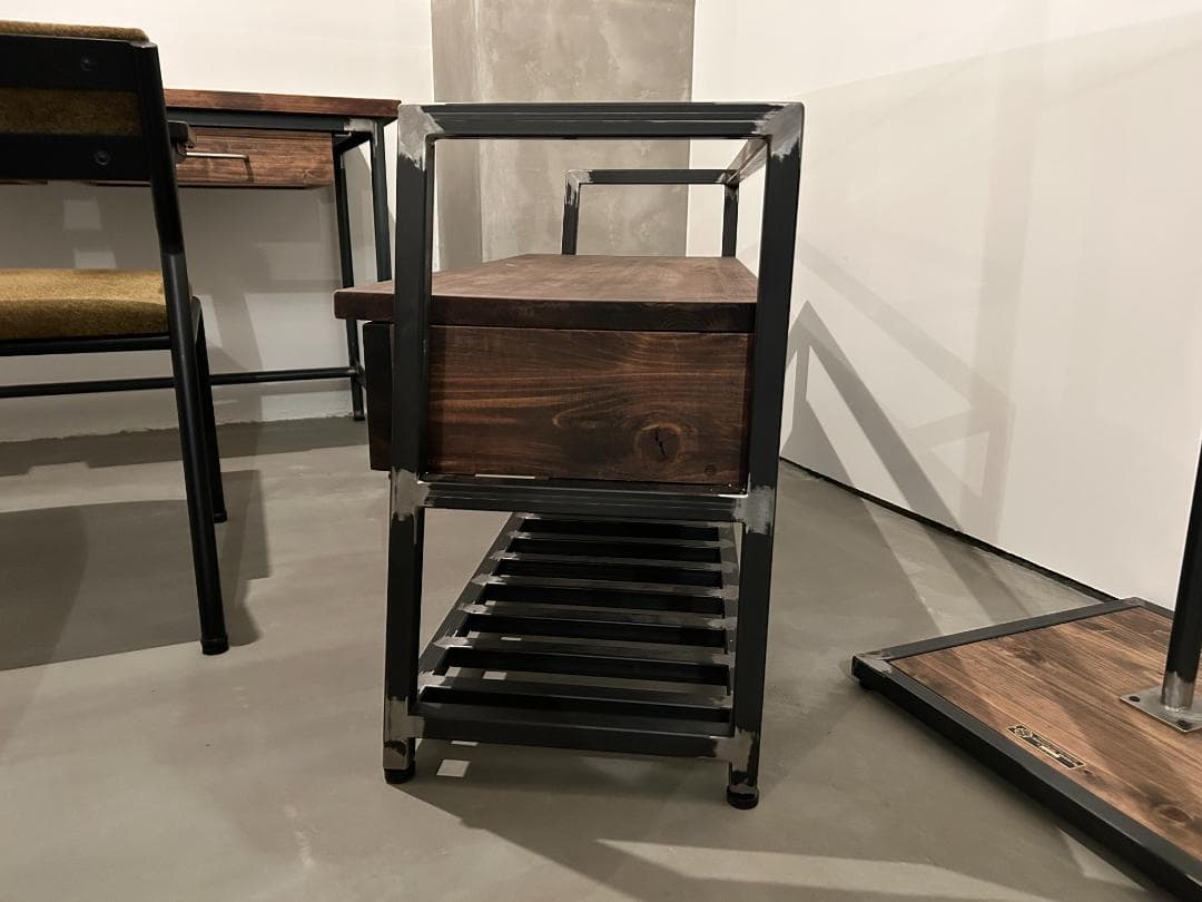 インダストリアルブランチ【シューズラックベンチ（展示品）】アイアン家具/手づくり
