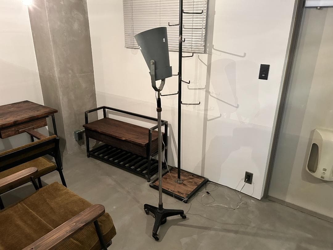 インダストリアルブランチ【シューズラックベンチ（展示品）】アイアン家具/手づくり