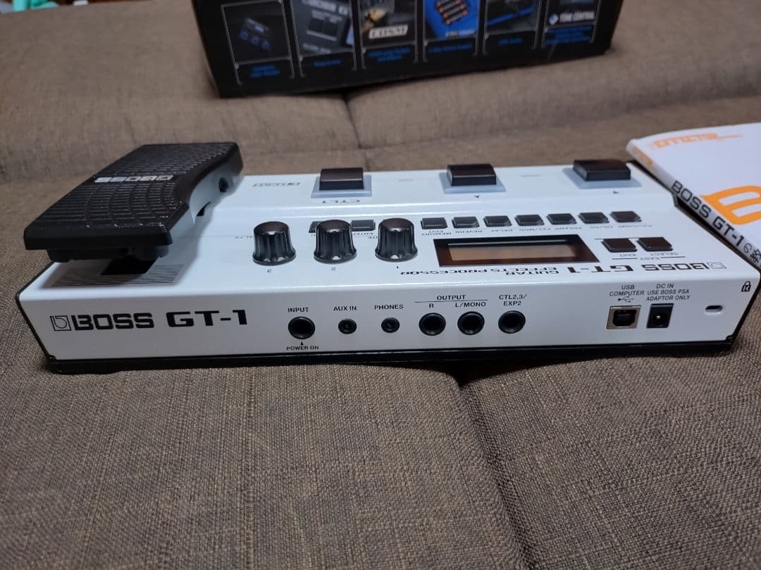 BOSS GT-1 　専用アダプタPSA-100S・GT-1の教科書　箱付き