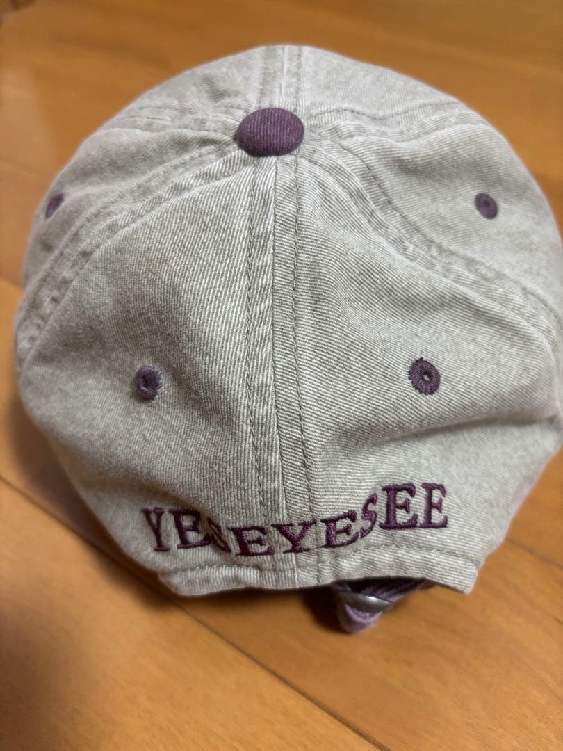 BTSテテ着用キャップ YESEYESEE キャラクター刺繍キャップ