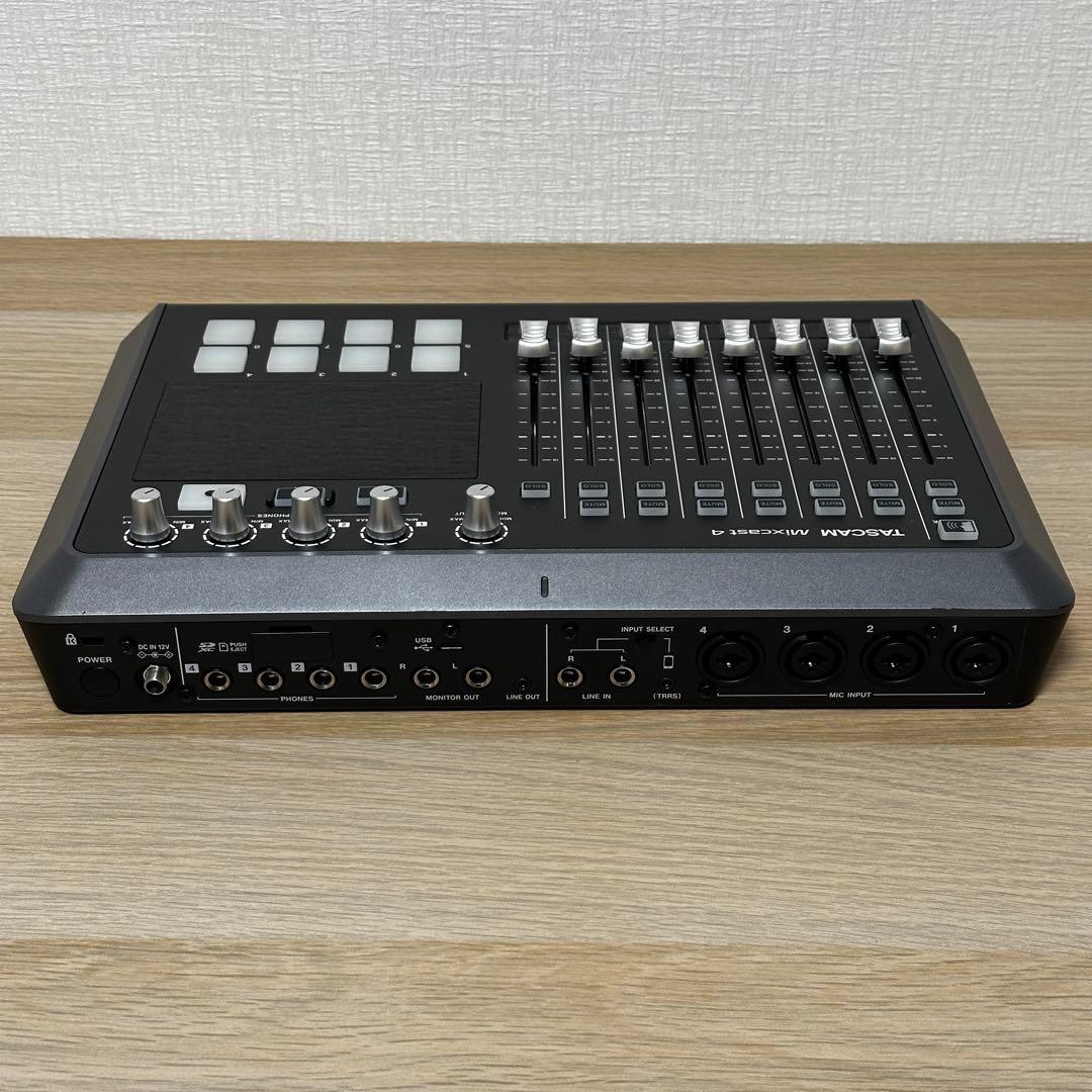 TASCAM Mixcast 4 タスカム ポッドキャスト制作ワークステーション