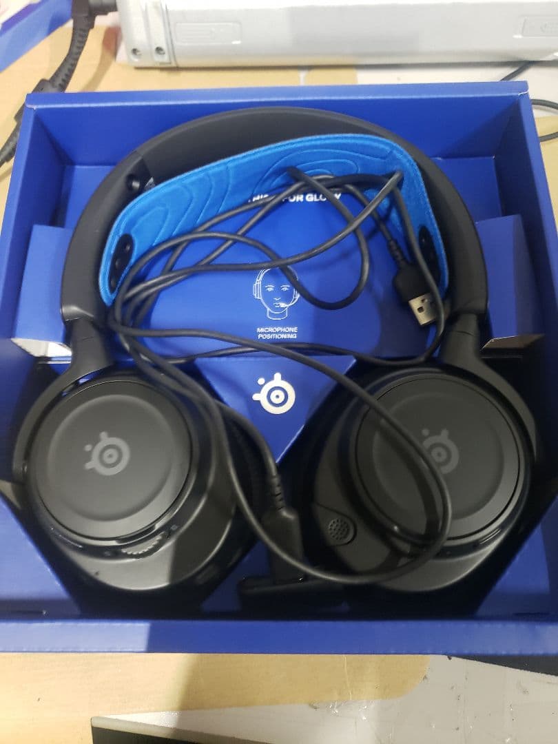 ヘッドホン Arctis Nova 7P Wireless