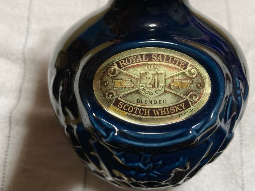 シーバス ロイヤルサルート 21年 スコッチウイスキー　未開封品