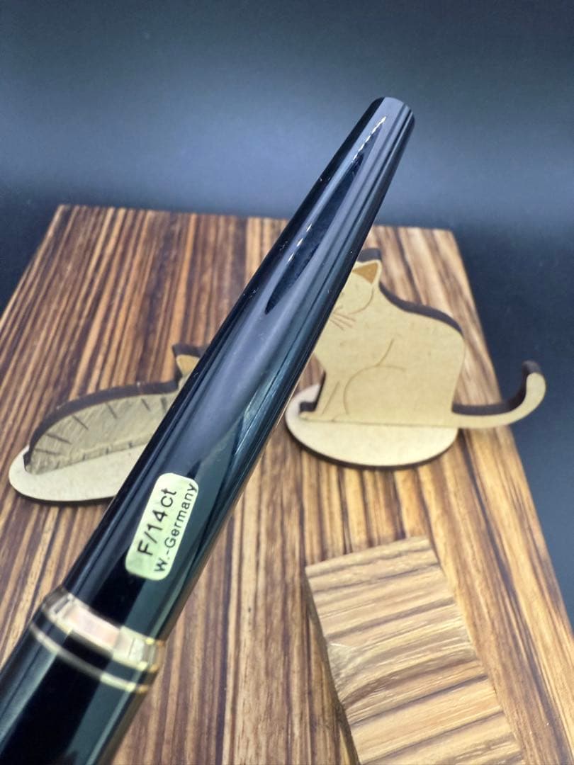 MONTBLANC 万年筆 No.221 F