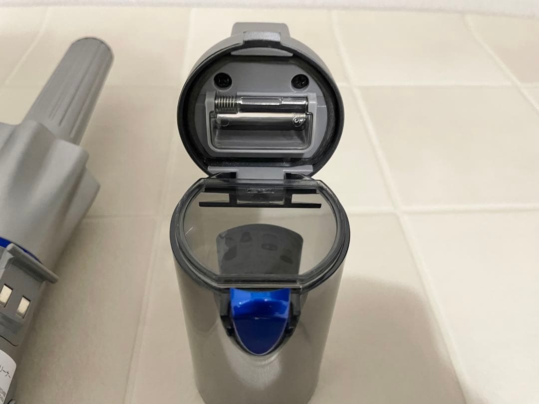 【Invictus One】超軽量コードレスクリーナー(INV-102SlL)