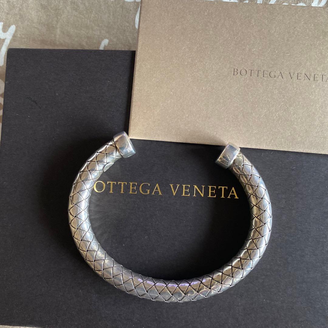 ボッテガヴェネタ　バングル
