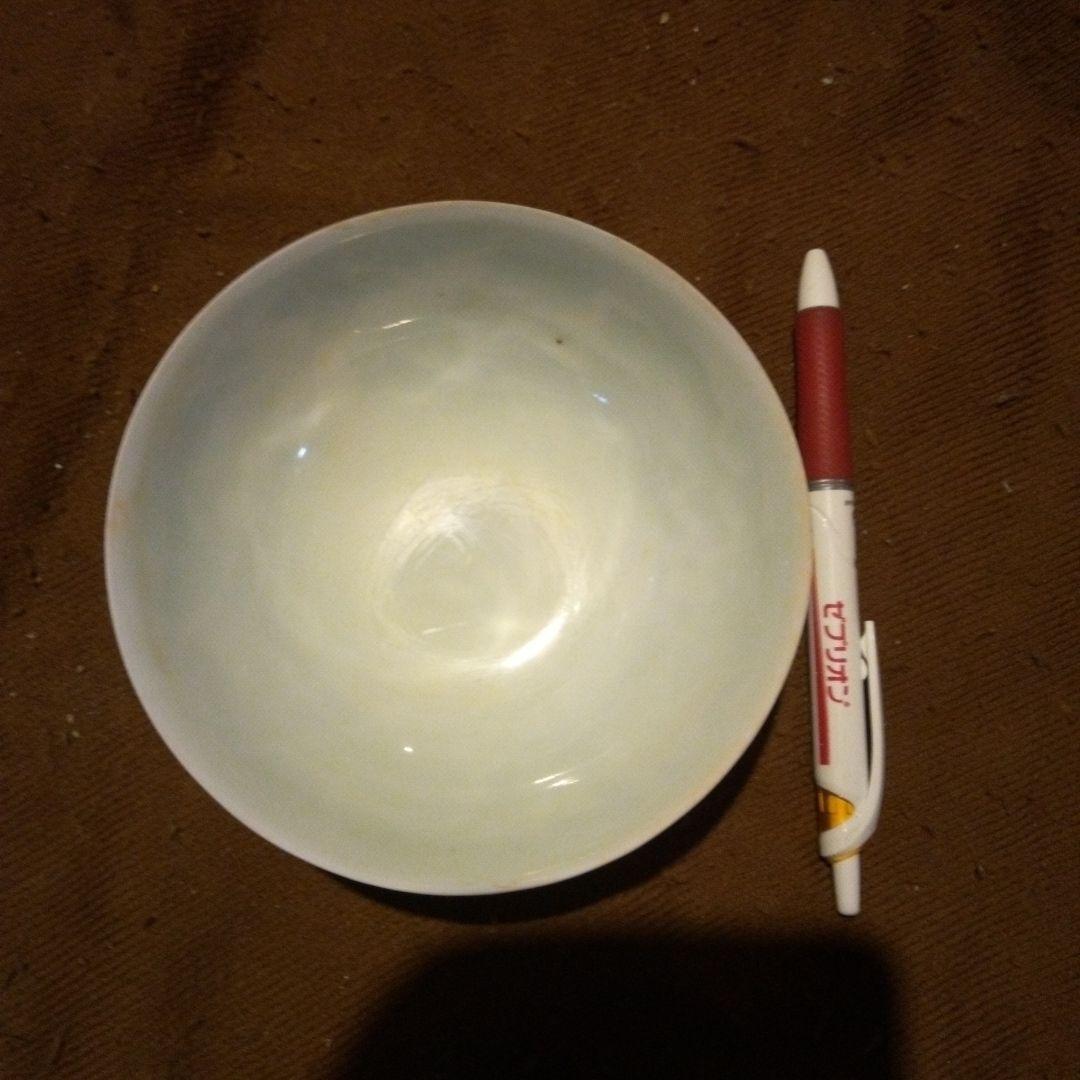 中国陶磁器　明宣徳　緑色と白色のボウル