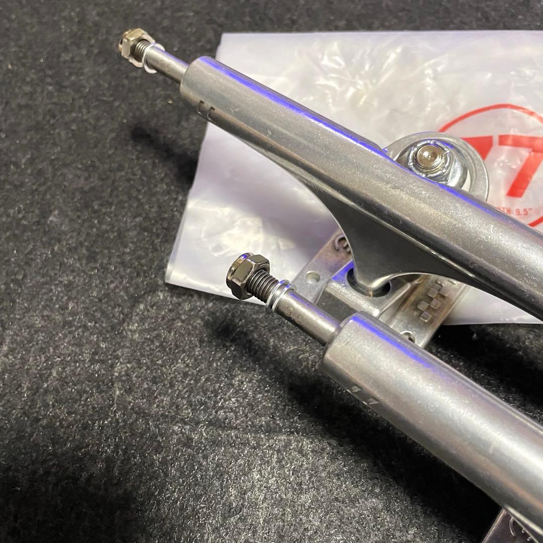 ACE　エーストラック　スケートボードトラック　スケボートラック　新品　未使用