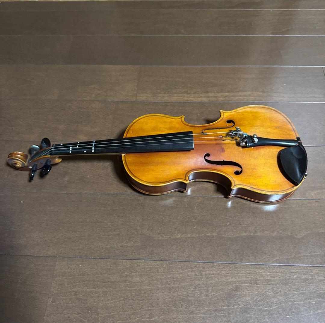 suzuki ViolinCo anno 1957。No4