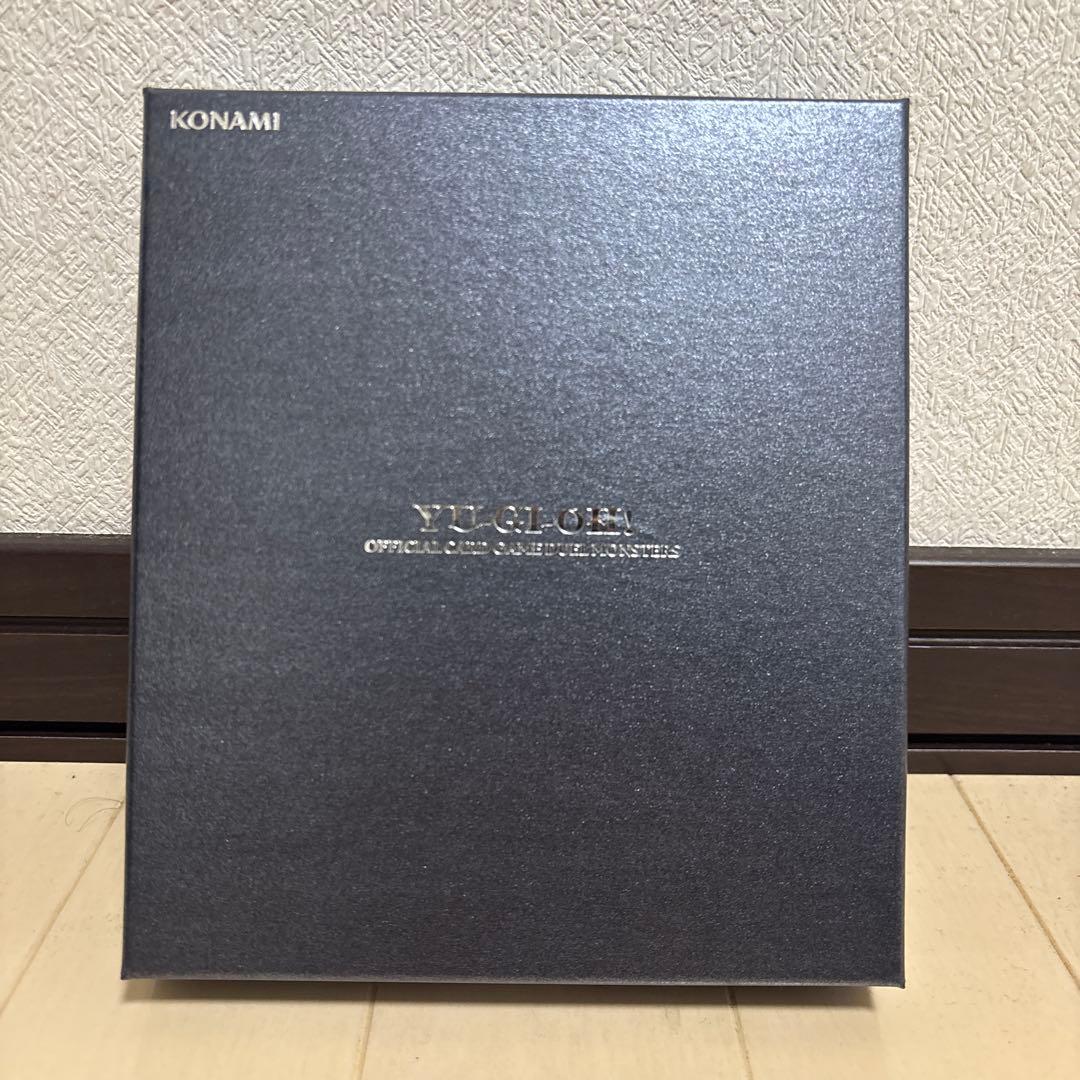 10000枚限定！遊戯王 ブラックマジシャン　ステンレス