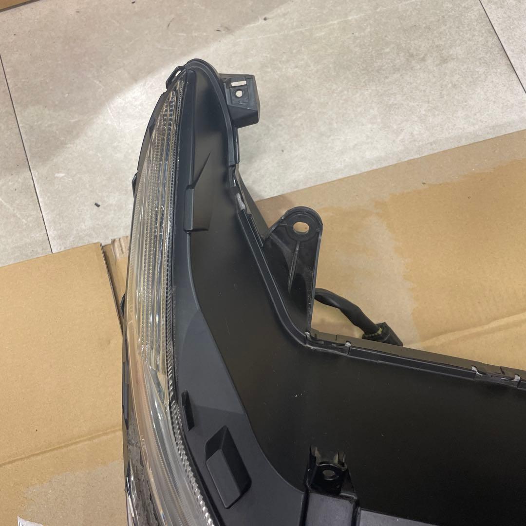 ＰＣＸ JF81 ヘッドライト