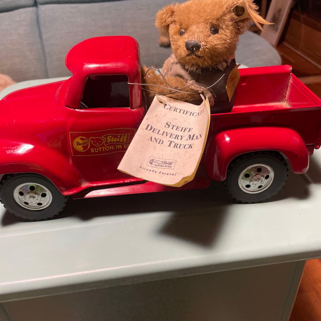 シュタイフと，トラック