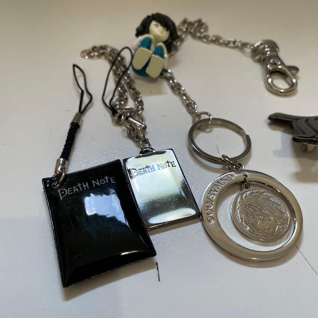 デスノート L キーホルダー ストラップ ピンズ チェーン まとめ