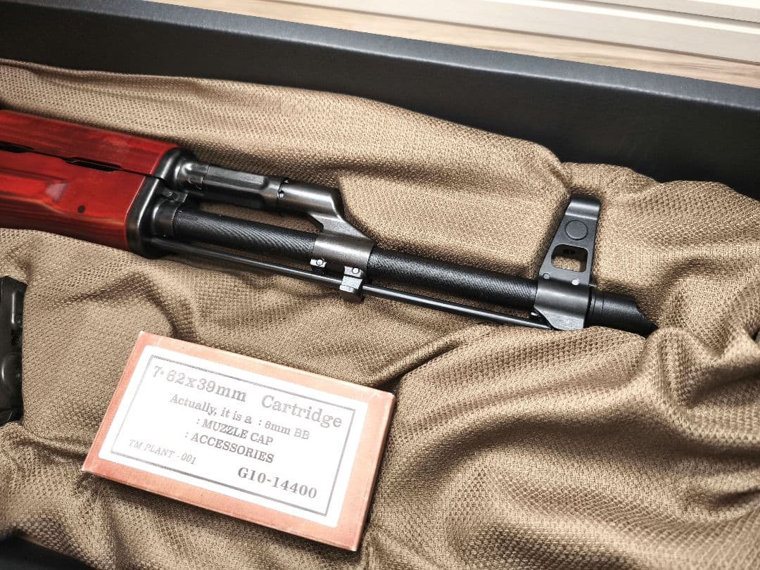 東京マルイ　AKM ガスブローバックマシンガン 未使用