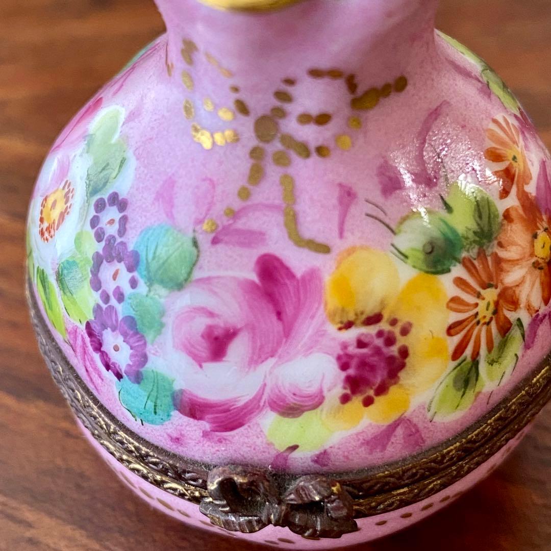 フランス製 ヴィンテージ リモージュボックス 香水瓶入り 手描き 花柄 金彩