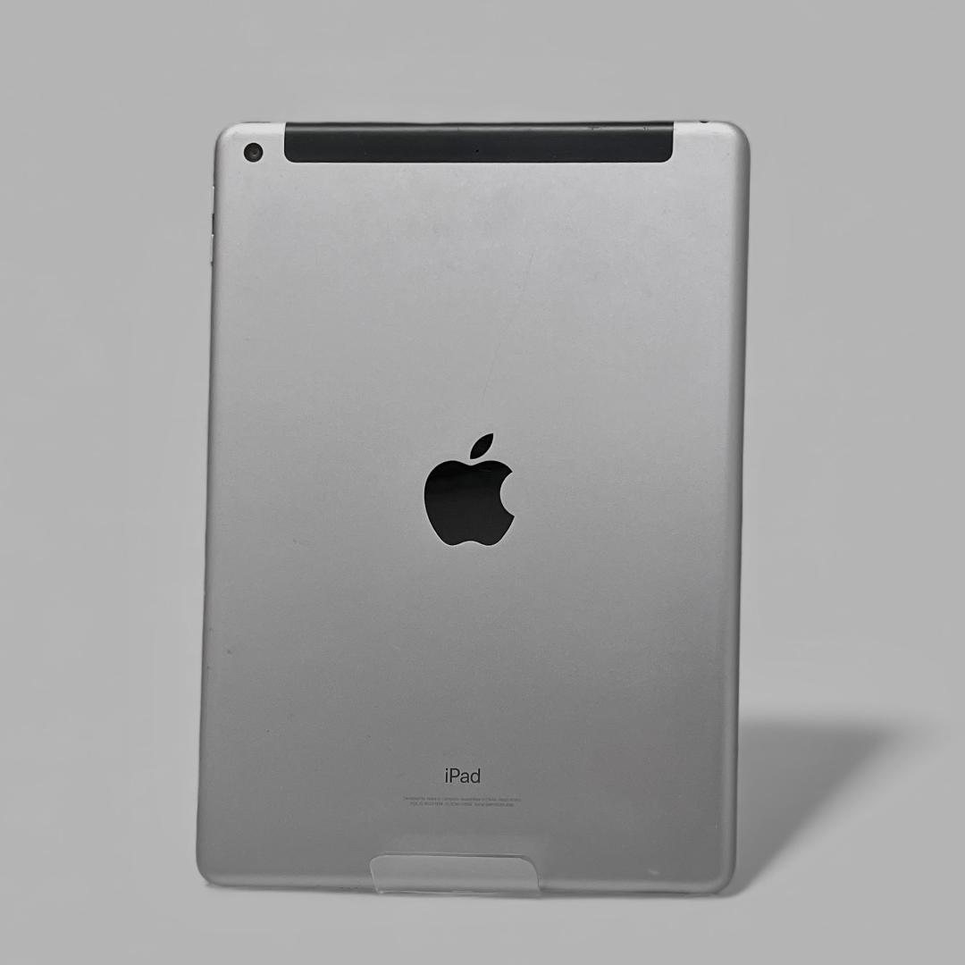 iPad 第6世代 32GB スペースグレイ Wi-Fi+Cellular