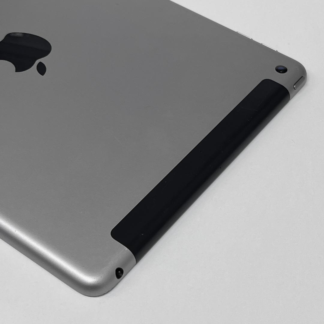 iPad 第6世代 32GB スペースグレイ Wi-Fi+Cellular