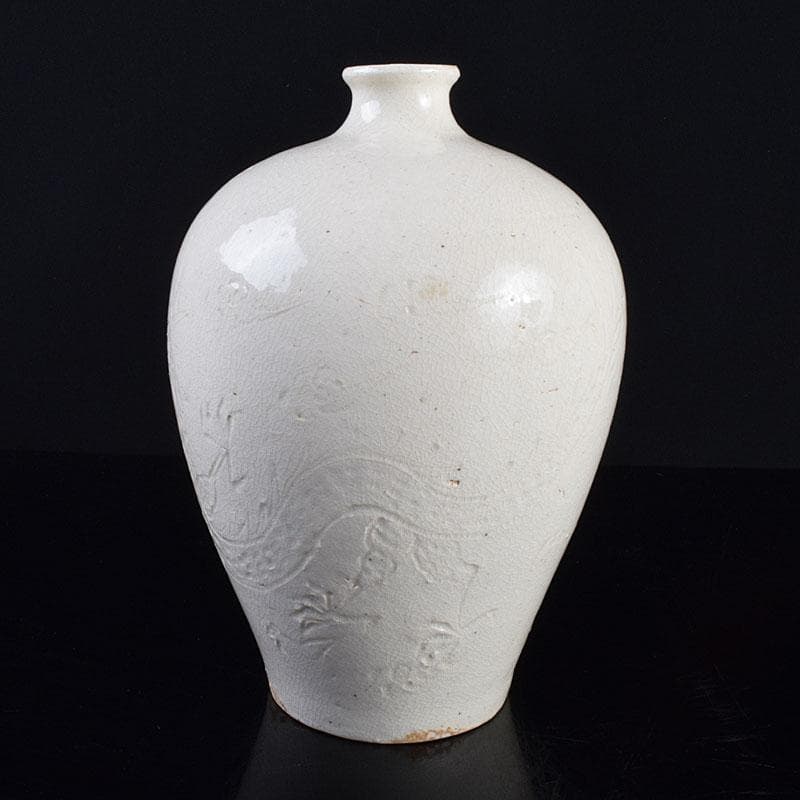 中国　定窯　白磁　刻神獣文　梅瓶　C　R9370